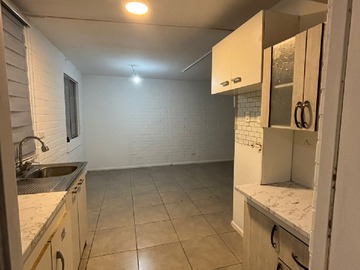 Casa en arriendo mensual en Arriendo de Propiedad en la Hacienda Alta, Larapinta, Lampa - 3 dormitorios, 2 baños