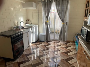 Casa en venta en Villa El Parque lll, Talca - 2 dormitorios, 1 baño