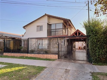 Casa en venta en Casa 2 pisos 4 dormitorios 3 baños, 130 m2, Jardín del Este, La Florida, La Florida - 4 dormitorios, 3 baños