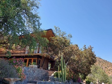 Venta / Casa / Colina