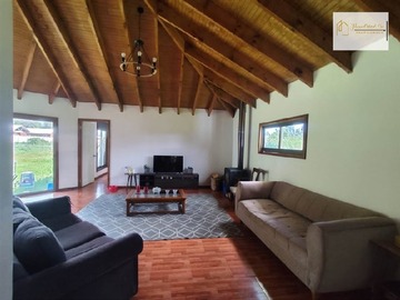 Casa en venta en Lt.7 hj. 2 el maiten maule sur, Linares - 4 dormitorios, 3 baños