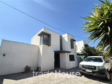 Venta / Casa / Til til