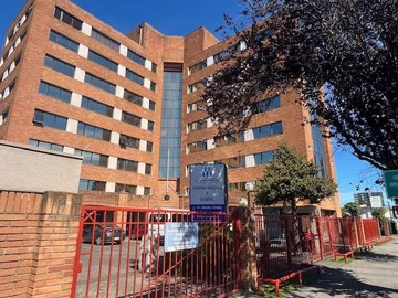 Oficina en arriendo mensual en Oficina habilitada para Centro Médico (37795), Temuco - 5 dormitorios, 3 baños