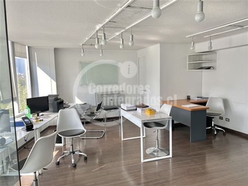Oficina en venta en Padre mariano/ andres bello, Providencia - 4 dormitorios, 2 baños