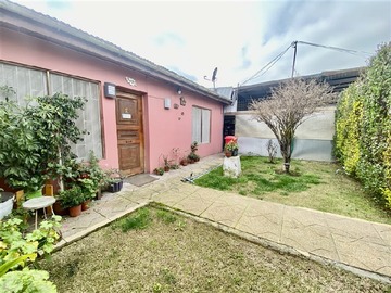 Casa en venta en Esmeralda/libertad/pza. De armas, Talagante - 4 dormitorios, 2 baños