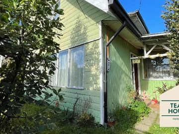 Casa en venta en Avenida Pedro Aguirre Cerda, Valdivia - 4 dormitorios, 2 baños