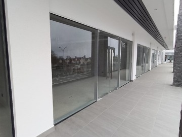 Local Comercial en arriendo mensual en Blanca estela 1800, Concón
