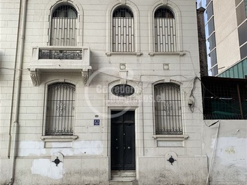 Oficina en venta en Moneda - manuel rodriguez, Santiago - 10 dormitorios, 5 baños