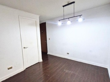 Departamento en arriendo mensual en Lira, Santiago - 3 dormitorios, 2 baños