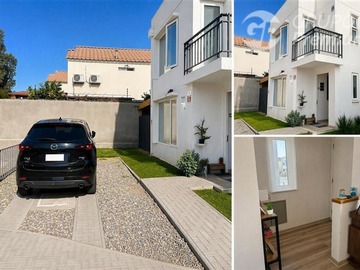Casa en venta en Av. Pajaritos / Av. Francisco Bilbao, Peñaflor - 3 dormitorios, 3 baños