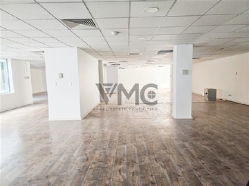 Oficina en arriendo mensual en Av. Apoquindo 3900, Las Condes - 8 dormitorios, 21 baños