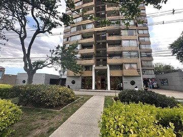 Departamento en venta en Club Hípico, Santiago - 4 dormitorios, 3 baños