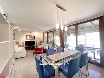 Venta / Casa / Colina