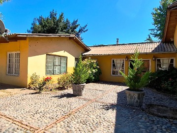 Casa en venta en Venta casa patronal y campo 6,75 Has Santa Cruz (176987), Santa Cruz - 4 dormitorios, 2 baños