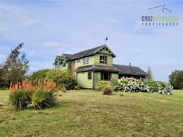 Casa en venta en Puerto Elvira, Ancud, Ancud - 4 dormitorios, 2 baños