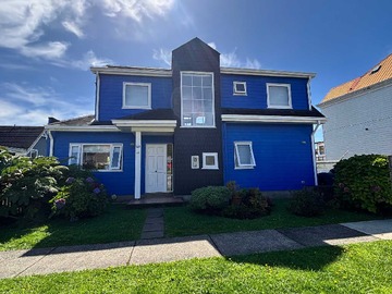 Casa en venta en Amplia y luminosa casa 4d/3b/4e dos esteros (152125), Puerto Montt - 4 dormitorios, 3 baños