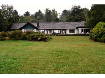 Local Comercial en venta en Complejo Turístico Cabañas y Hospedaje en Villarrica, Villarrica - 10 dormitorios, 10 baños