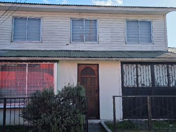 Casa en venta en Casa en Venta, Población Alessandri, Coronel - 3 dormitorios, 1 baño