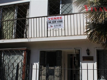 Sitio en venta en Metro Plaza Chacabuco - General Saavedra - Avda. Independencia, Independencia - 4 dormitorios, 2 baños