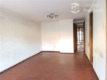Casa en venta en San Nicolas, Puente Alto - 3 dormitorios, 1 baño