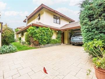 Casa en venta en La Hacienda 9136, Peñalolén - 3 dormitorios, 3 baños