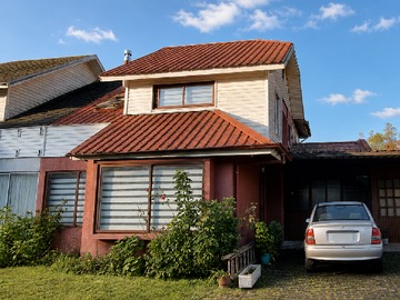 Casa en venta en Casa en Condominio en Calle Libertad, Chiguayante - 4 Dormitorios - 4 dormitorios, 2 baños