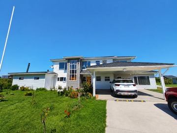 Casa en venta en Graneros de Puerto Varas, Puerto Varas - 6 dormitorios, 5 baños
