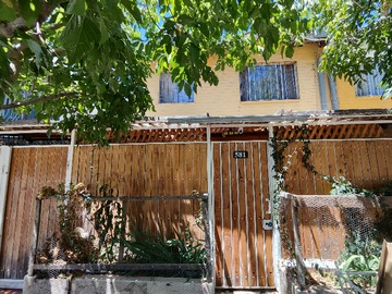 Casa en venta en Oportunidad de Inversión en Barrio Residencia (140828), Lampa - 3 dormitorios, 1 baño