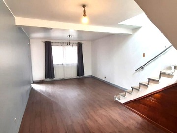 Casa en venta en Miguel de Atero y Carrascal, Quinta Normal - 5 dormitorios, 2 baños