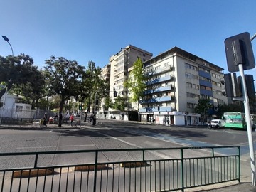 Departamento en arriendo mensual en Departamento Amoblado Av Portugal 150 Santiago - 2 dormitorios, 2 baños