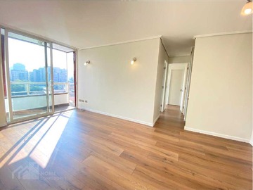 Departamento en venta en Luminoso depto con vista al cerro (171125), Santiago - 2 dormitorios, 2 baños