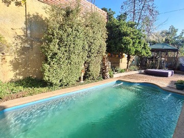 Casa en venta en Casa con Excelente Conectividad y Entorno (148423), La Florida - 4 dormitorios, 4 baños