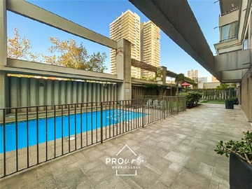 Departamento en venta en Metro Monseñor Eyzaguirre, Ñuñoa - 2 dormitorios, 2 baños