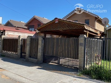Casa en arriendo mensual en Av. Miraflores con Presbitero Felix Zaragoza, Peñaflor - 3 dormitorios, 3 baños