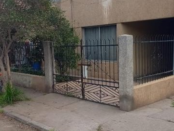 Casa en venta en tres sur - uno oriente, Pedro Aguirre Cerda - 5 dormitorios, 2 baños