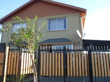 Casa en venta en Club Campusano 2176, Buin, Región Metropolitana de Santiago 9500000, Chile, Buin - 3 dormitorios, 1 baño