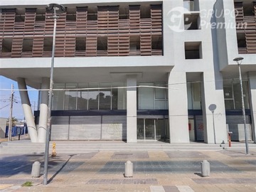 Local Comercial en arriendo mensual en Edificio ha / esquina banco chile, Coquimbo - 1 baño