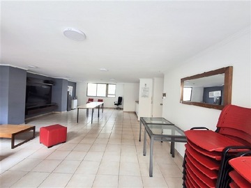Departamento en venta en Av. Santa Isabel / San Francisco, Santiago - 2 dormitorios, 2 baños