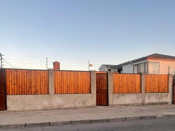 Casa en venta en Las compañias, La Serena - 3 dormitorios, 1 baño