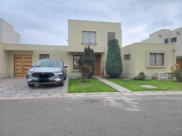 Casa en venta en Se Vende Casa de moderna, amplia y segura!! (118685), Pudahuel - 3 dormitorios, 3 baños