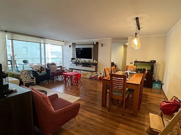 Departamento en venta en Amplio depto. Carlos alvarado/ manquehue, Las Condes - 3 dormitorios, 3 baños
