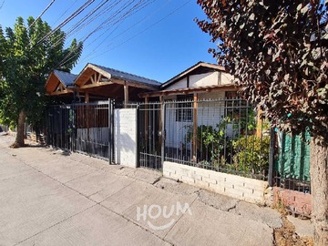 Casa en venta en Alcione, Maipú - 3 dormitorios, 1 baño