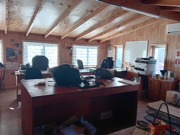 Oficina en venta en calle Palena 286, Puerto Montt - 7 dormitorios, 2 baños