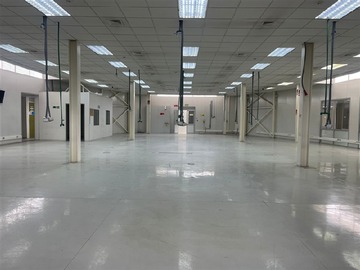 Terreno Industrial en arriendo mensual en Propiedad de uso comercial en arriendo, entrega inmediata, Pudahuel - 6 baños