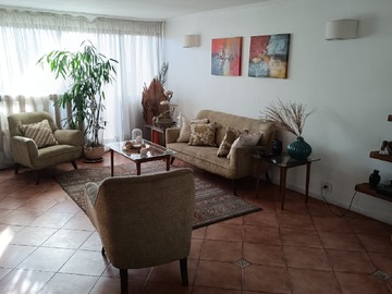Casa en venta en Avenida Américo Vespucio 8837, La Florida, Región Metropolitana de Santiago 8240000, Chile, La Florida - 3 dormitorios, 2 baños