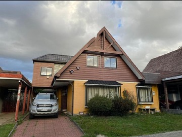 Casa en venta en El bosque, Valdivia - 3 dormitorios, 2 baños