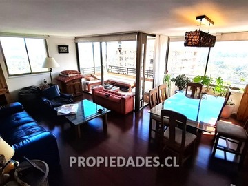 Departamento en venta en Parque Casona Santa Rosa de Apoquindo, Las Condes - 3 dormitorios, 3 baños
