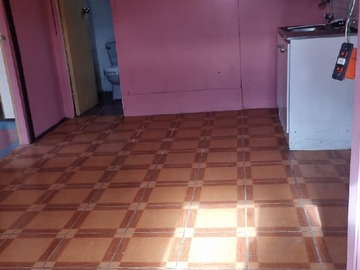 Casa en venta en Casa Independiente Un Piso Mas Local Comercial Belloto - 3 dormitorios, 2 baños