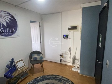 Oficina en arriendo mensual en Nueva de Lyon entre Providencia y Andrés Bello, Providencia - 3 dormitorios, 1 baño