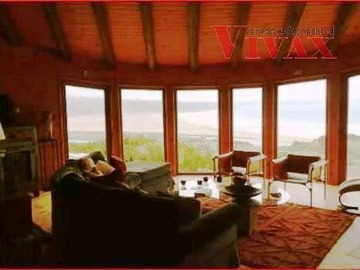 Casa en venta en Tunquen Frente a Humedal, Algarrobo - 5 dormitorios, 5 baños